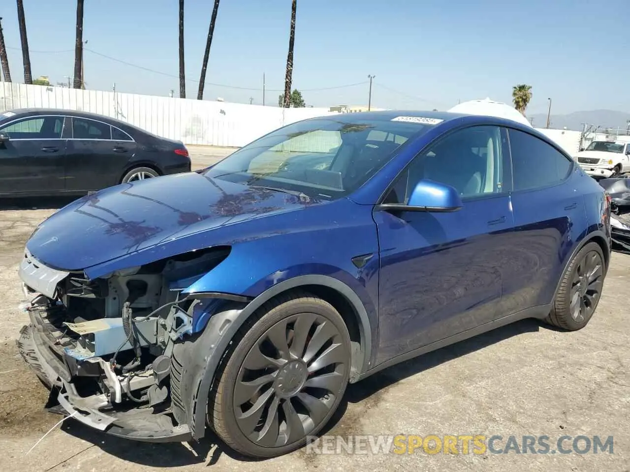 1 Photograph of a damaged car 5YJYGDEF4LF014041 TESLA MODEL Y 2020