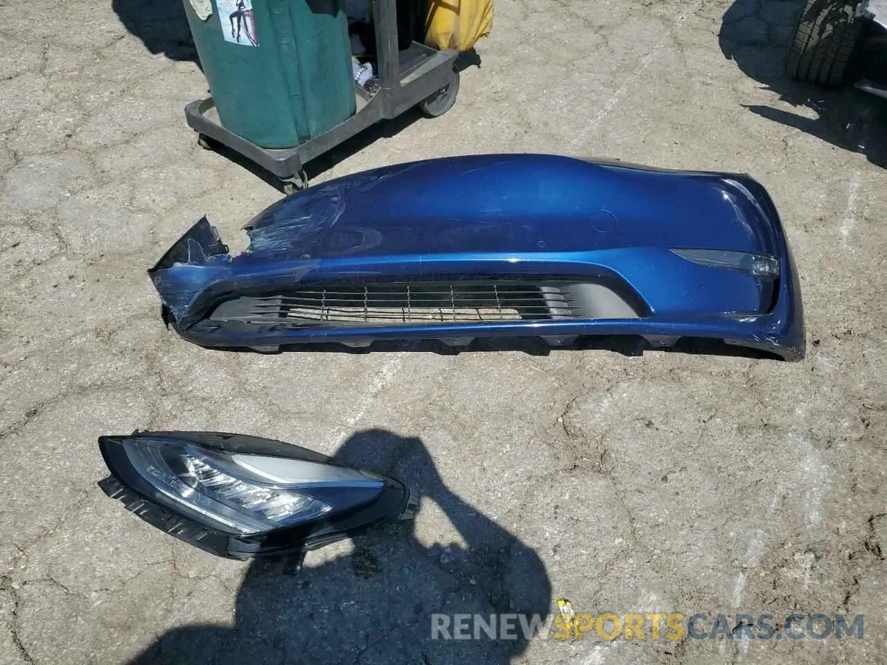 12 Photograph of a damaged car 5YJYGDEF4LF014041 TESLA MODEL Y 2020