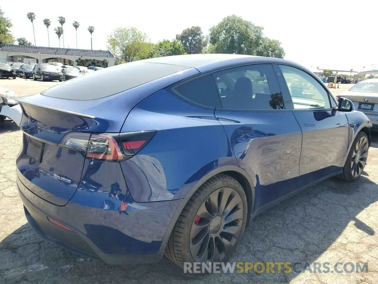 3 Photograph of a damaged car 5YJYGDEF4LF014041 TESLA MODEL Y 2020