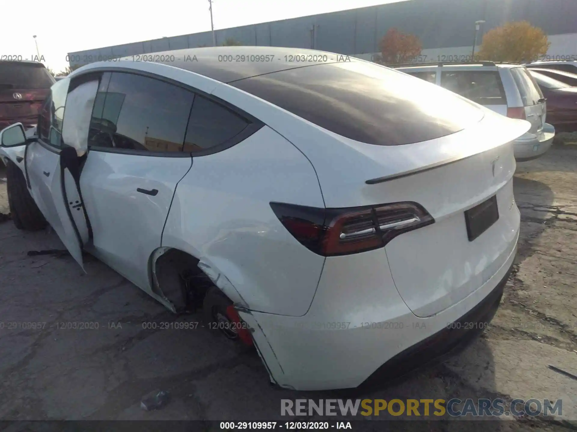 3 Photograph of a damaged car 5YJYGDEF4LF022737 TESLA MODEL Y 2020