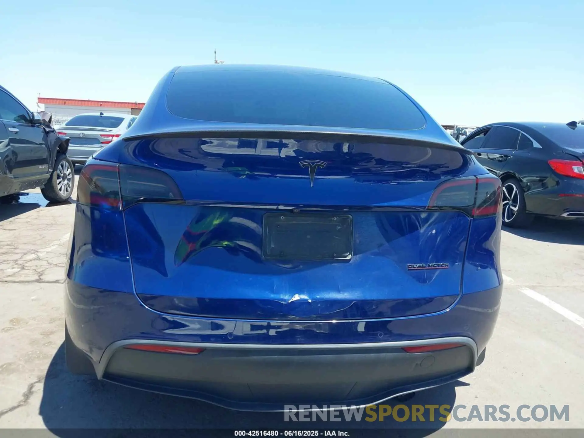 16 Photograph of a damaged car 5YJYGDEF4LF034418 TESLA MODEL Y 2020