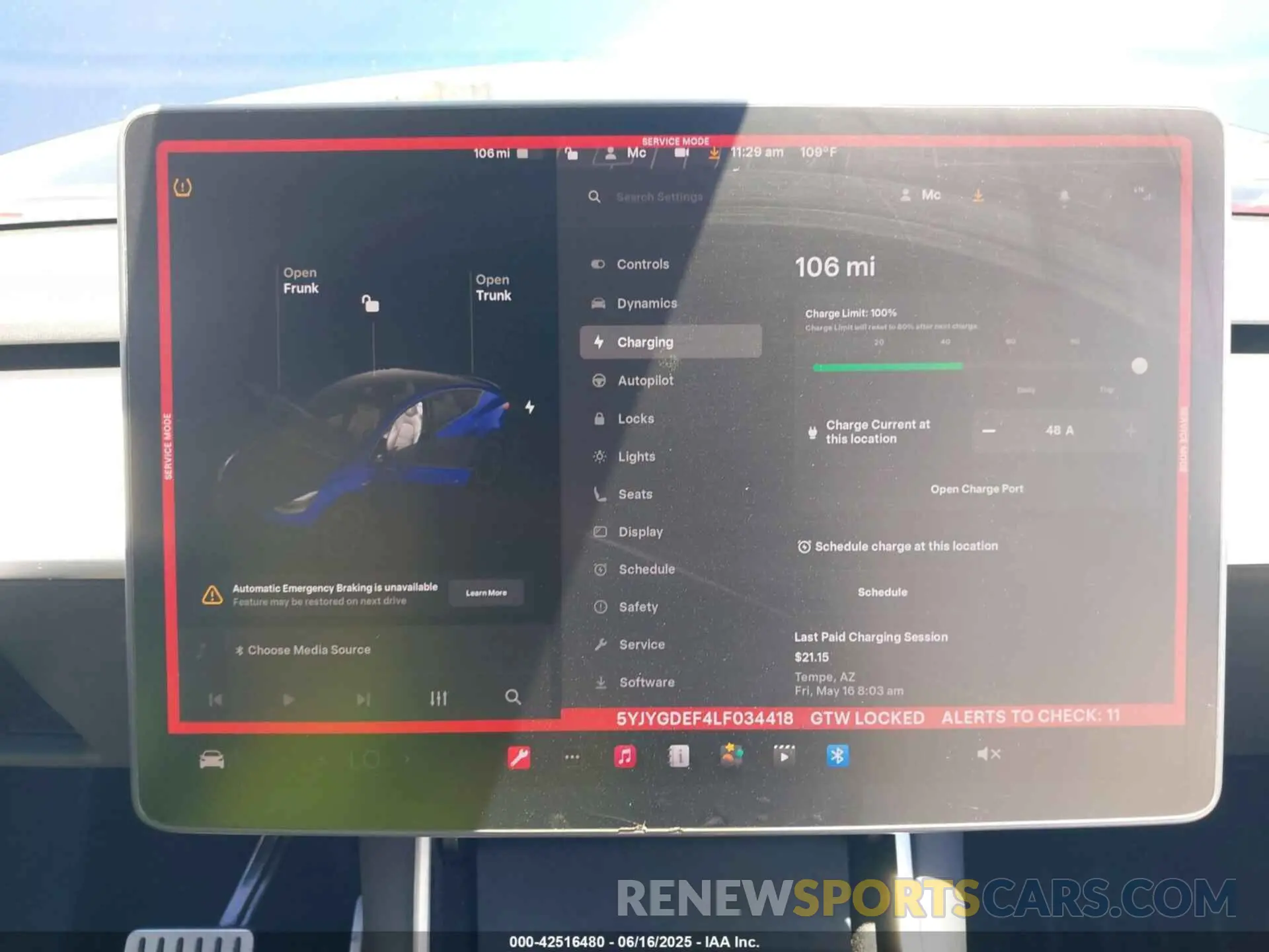 17 Photograph of a damaged car 5YJYGDEF4LF034418 TESLA MODEL Y 2020