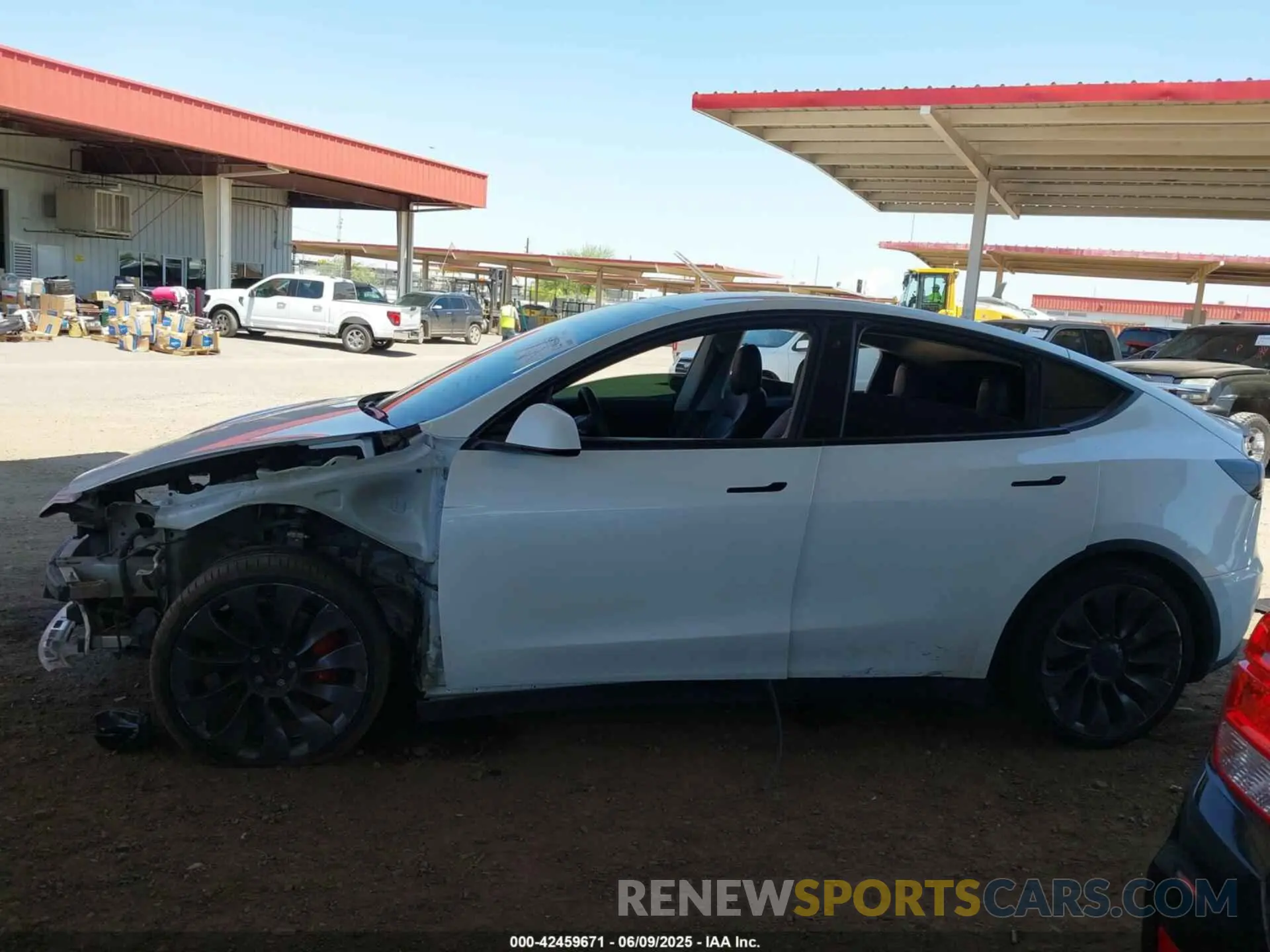 14 Photograph of a damaged car 5YJYGDEF4LF057293 TESLA MODEL Y 2020