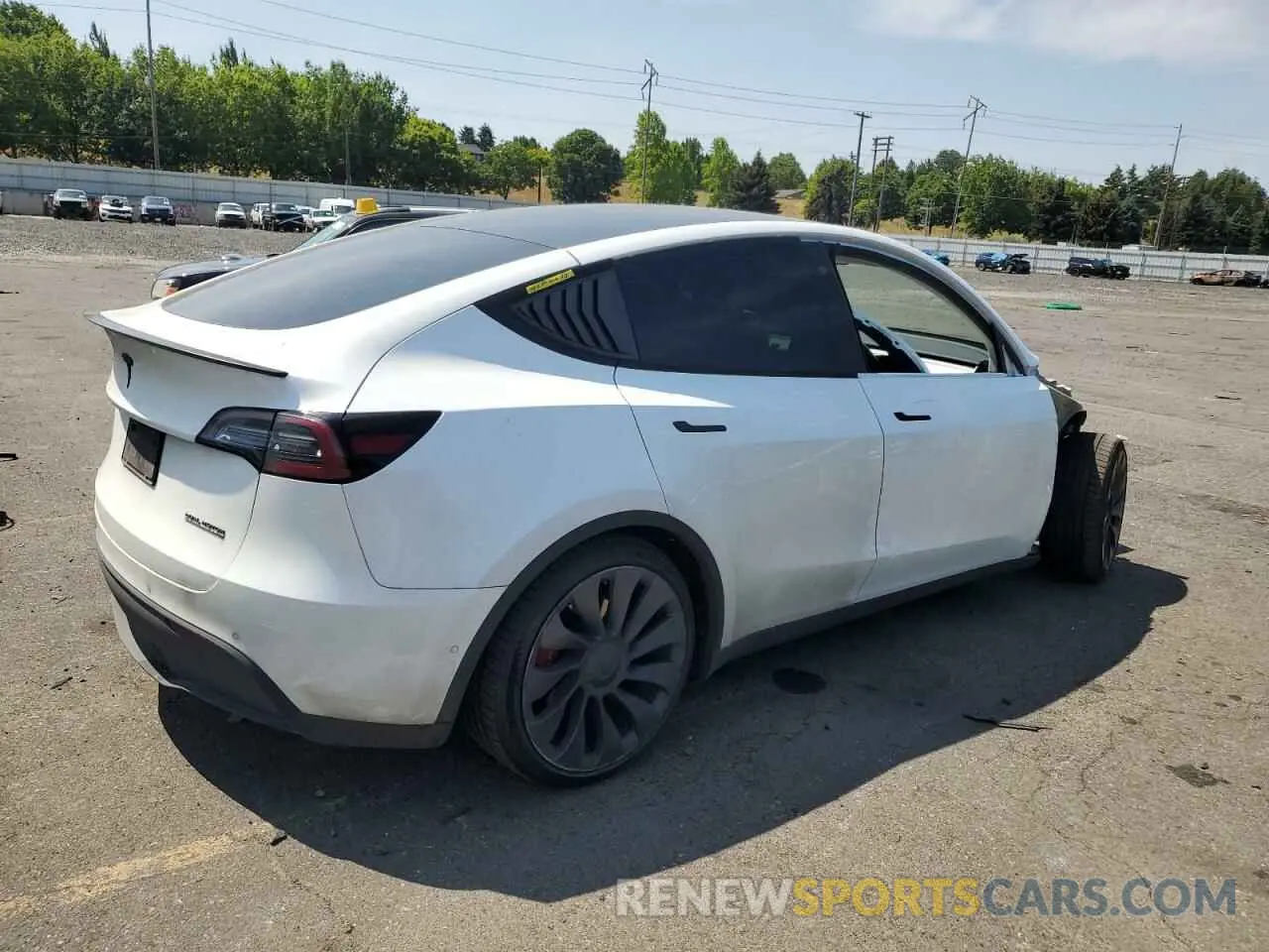 3 Photograph of a damaged car 5YJYGDEF5LF011617 TESLA MODEL Y 2020