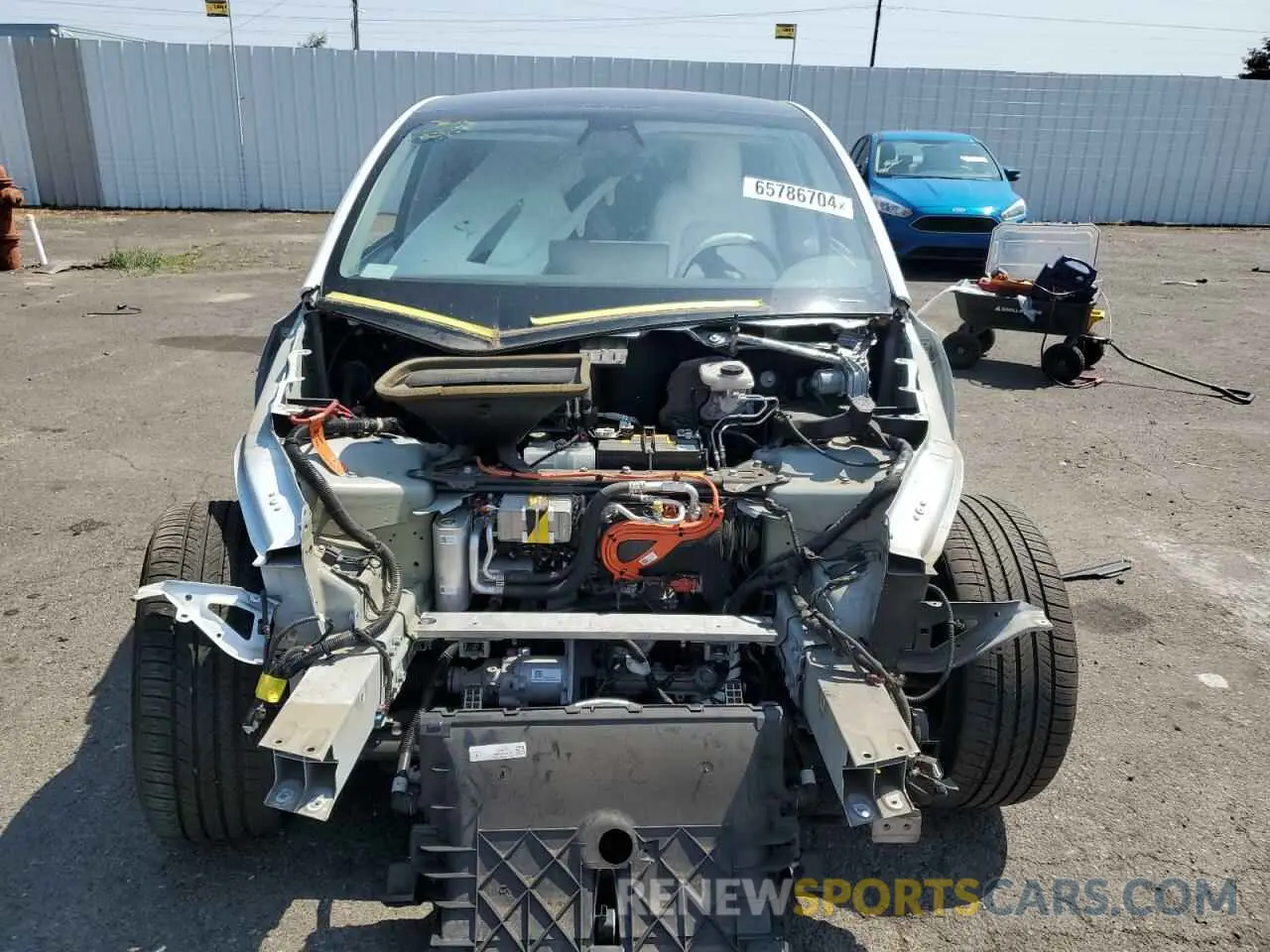 5 Photograph of a damaged car 5YJYGDEF5LF011617 TESLA MODEL Y 2020