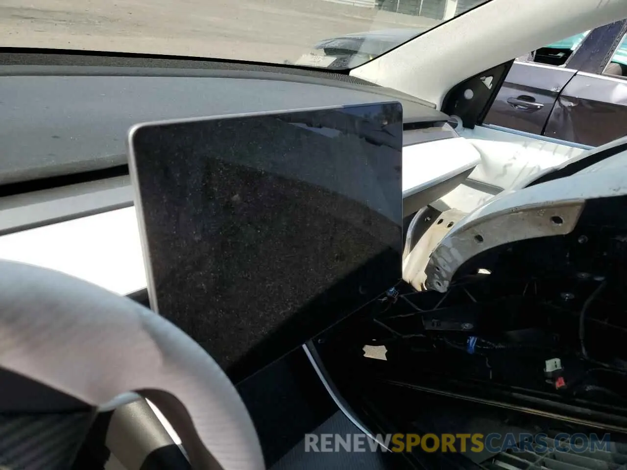 9 Photograph of a damaged car 5YJYGDEF5LF011617 TESLA MODEL Y 2020