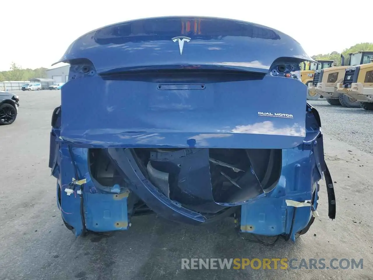 6 Photograph of a damaged car 5YJYGDEF5LF037702 TESLA MODEL Y 2020
