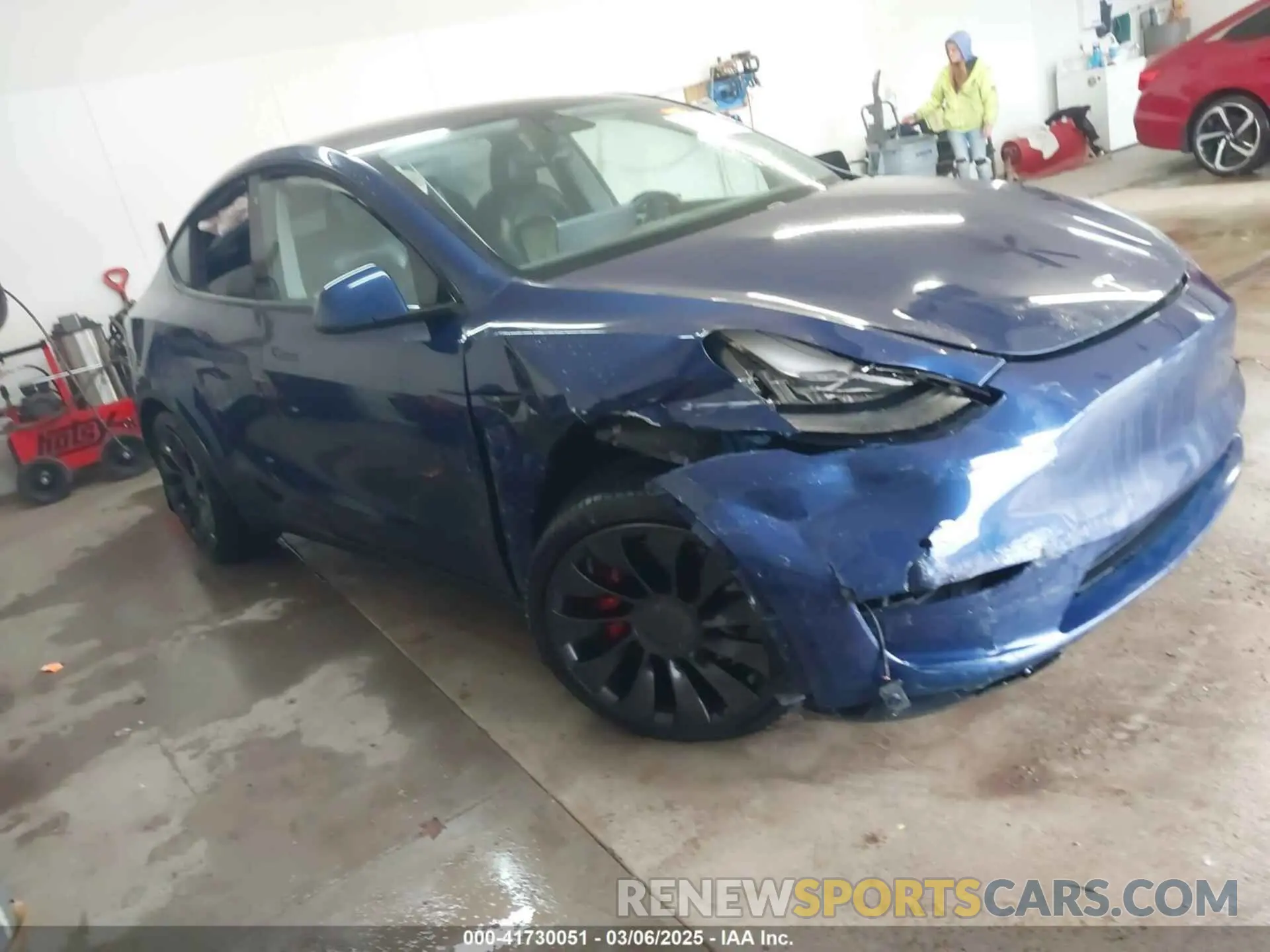1 Photograph of a damaged car 5YJYGDEF5LF044262 TESLA MODEL Y 2020