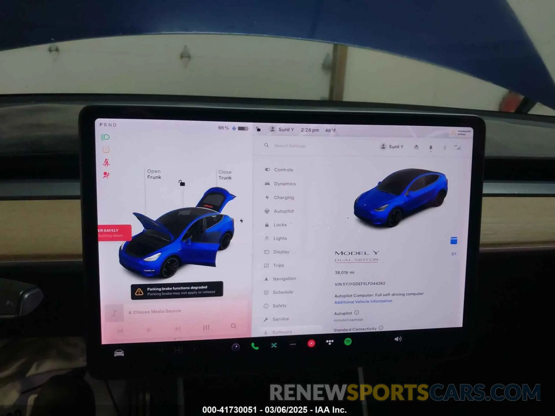 19 Photograph of a damaged car 5YJYGDEF5LF044262 TESLA MODEL Y 2020
