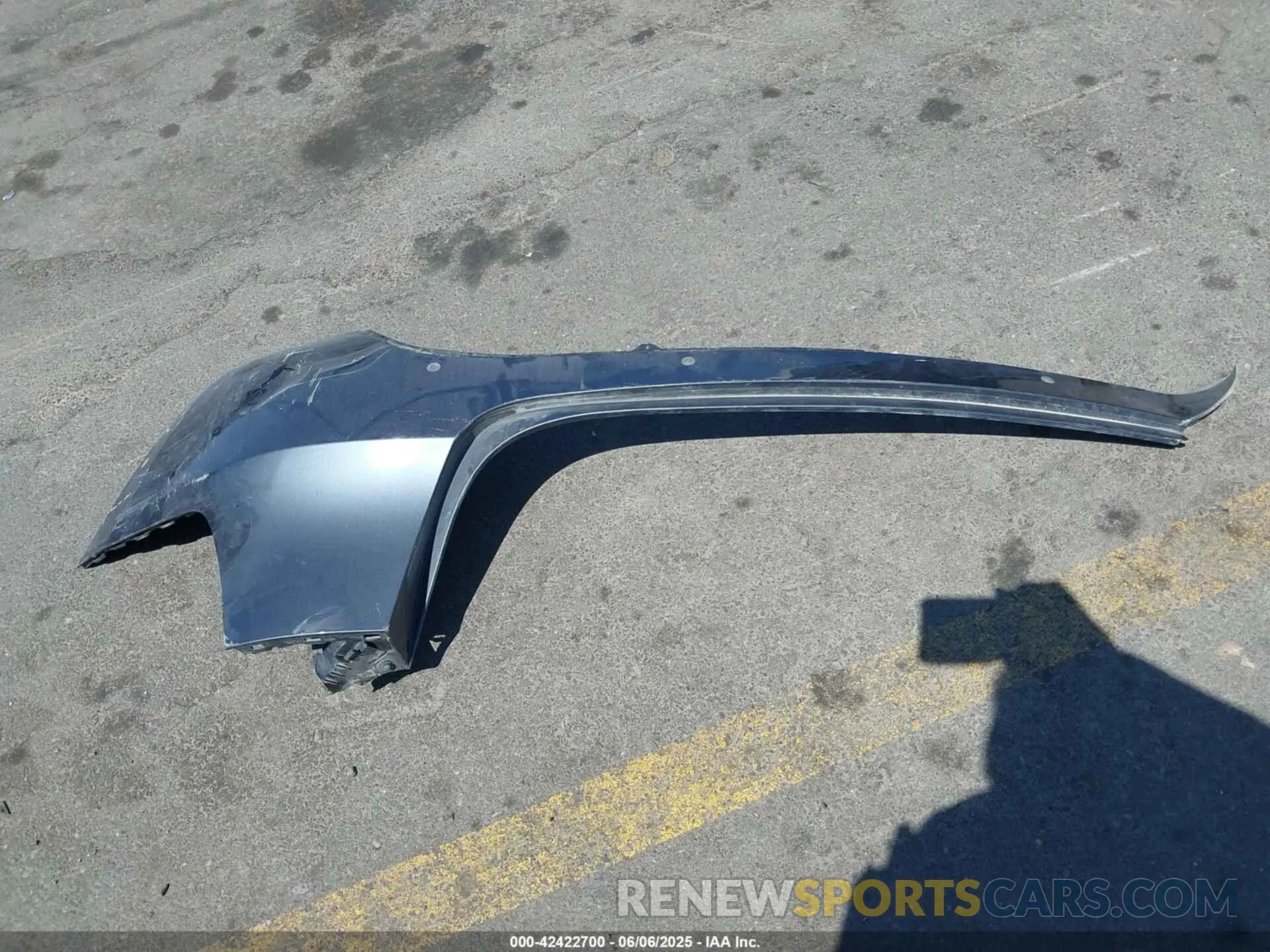 11 Photograph of a damaged car 5YJYGDEF6LF000643 TESLA MODEL Y 2020