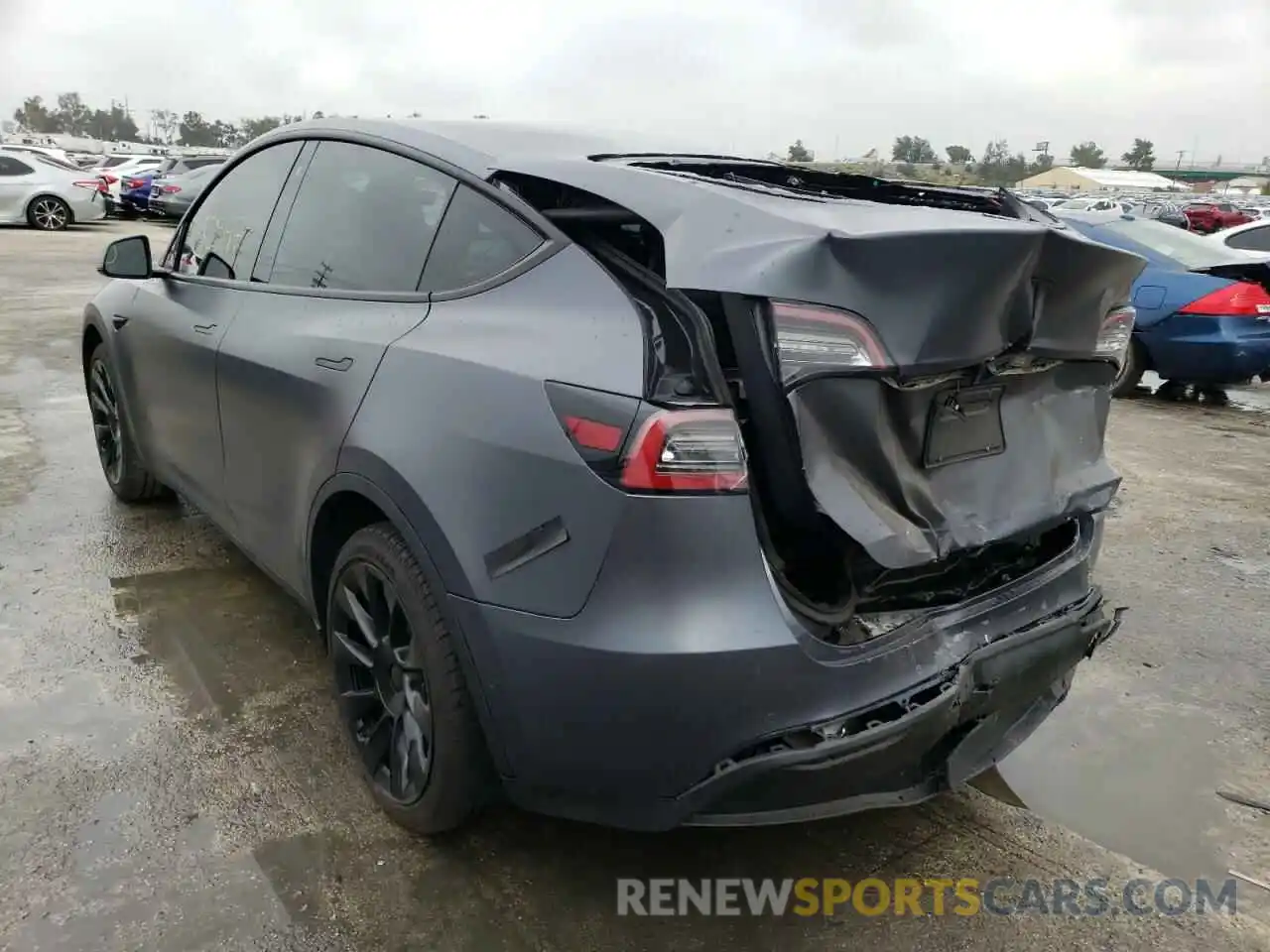 2 Photograph of a damaged car 5YJYGDEF6LF002473 TESLA MODEL Y 2020