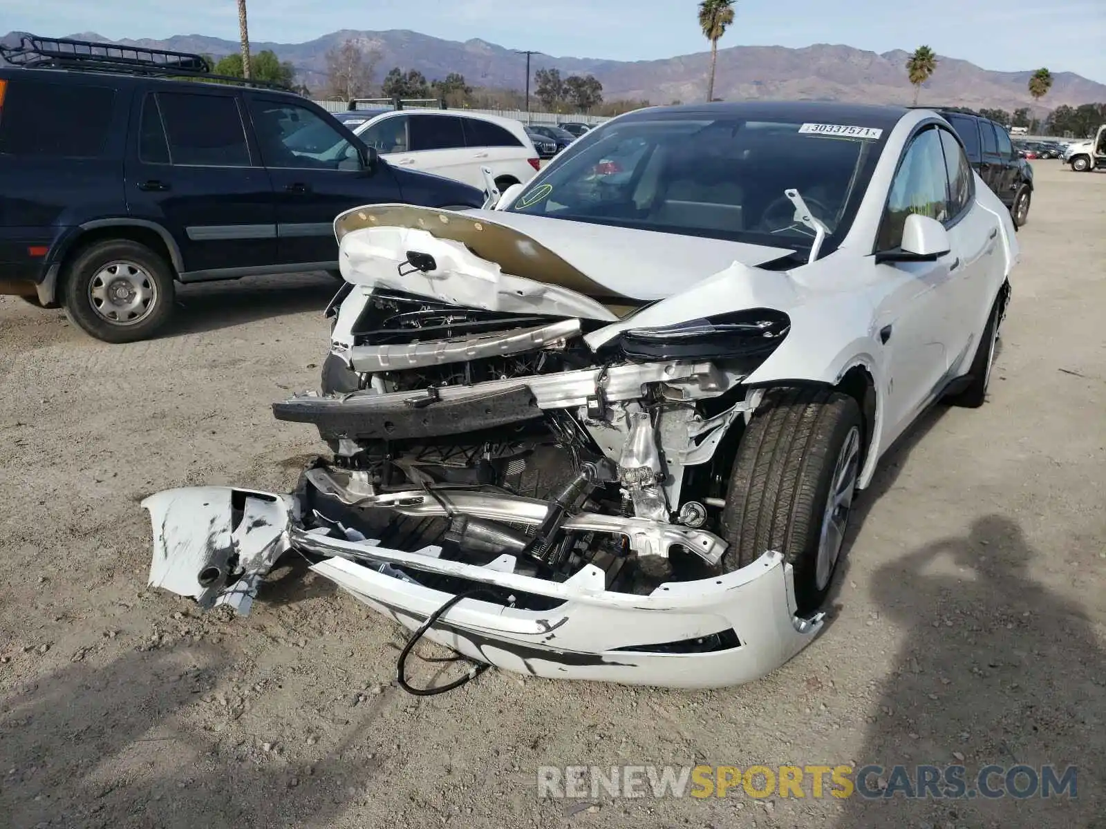 2 Photograph of a damaged car 5YJYGDEF6LF002568 TESLA MODEL Y 2020