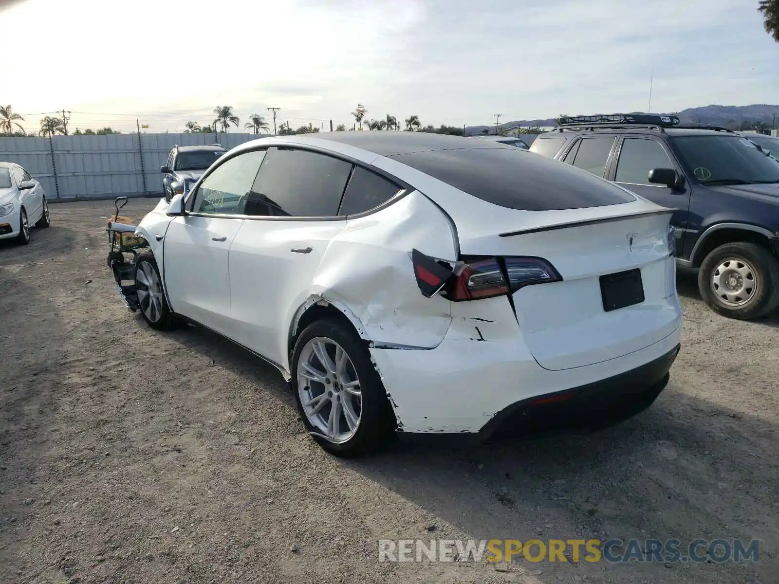 3 Photograph of a damaged car 5YJYGDEF6LF002568 TESLA MODEL Y 2020