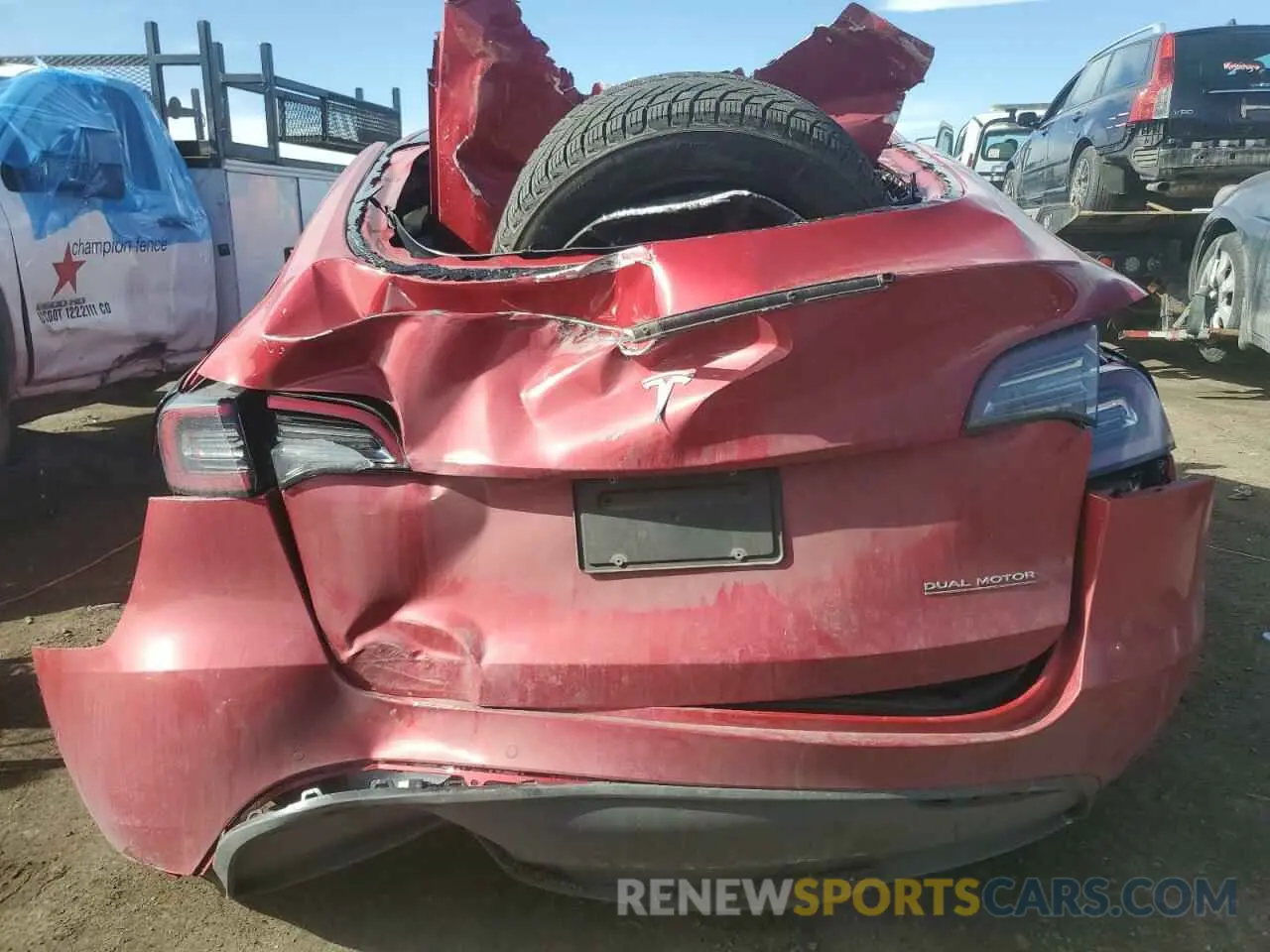 6 Photograph of a damaged car 5YJYGDEF6LF009729 TESLA MODEL Y 2020