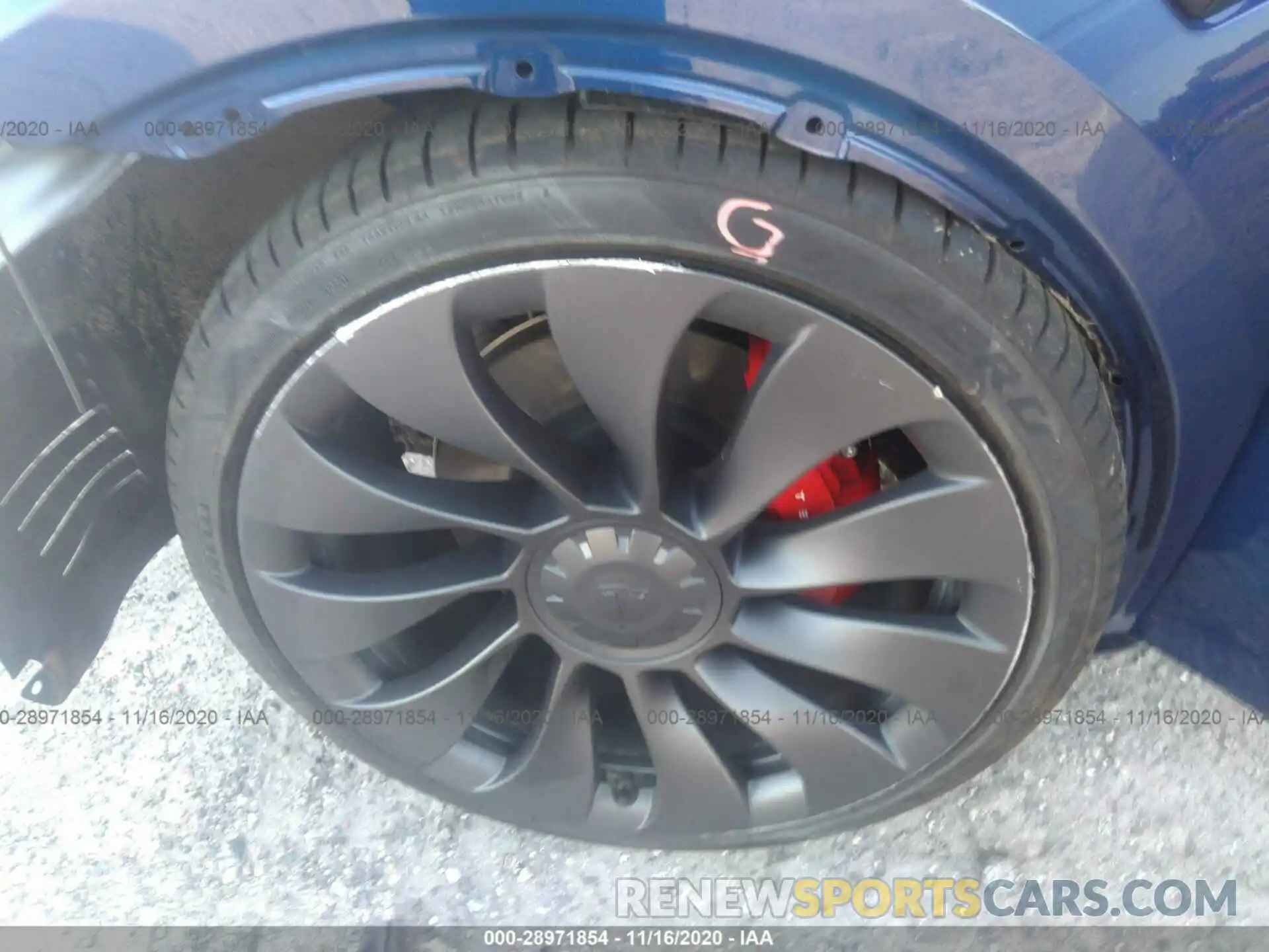 11 Photograph of a damaged car 5YJYGDEF6LF046666 TESLA MODEL Y 2020