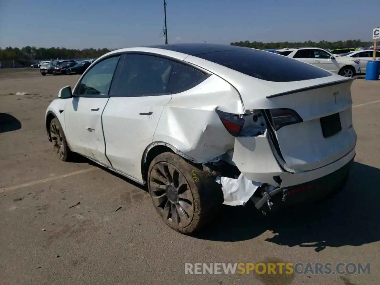 3 Photograph of a damaged car 5YJYGDEF6LF046764 TESLA MODEL Y 2020