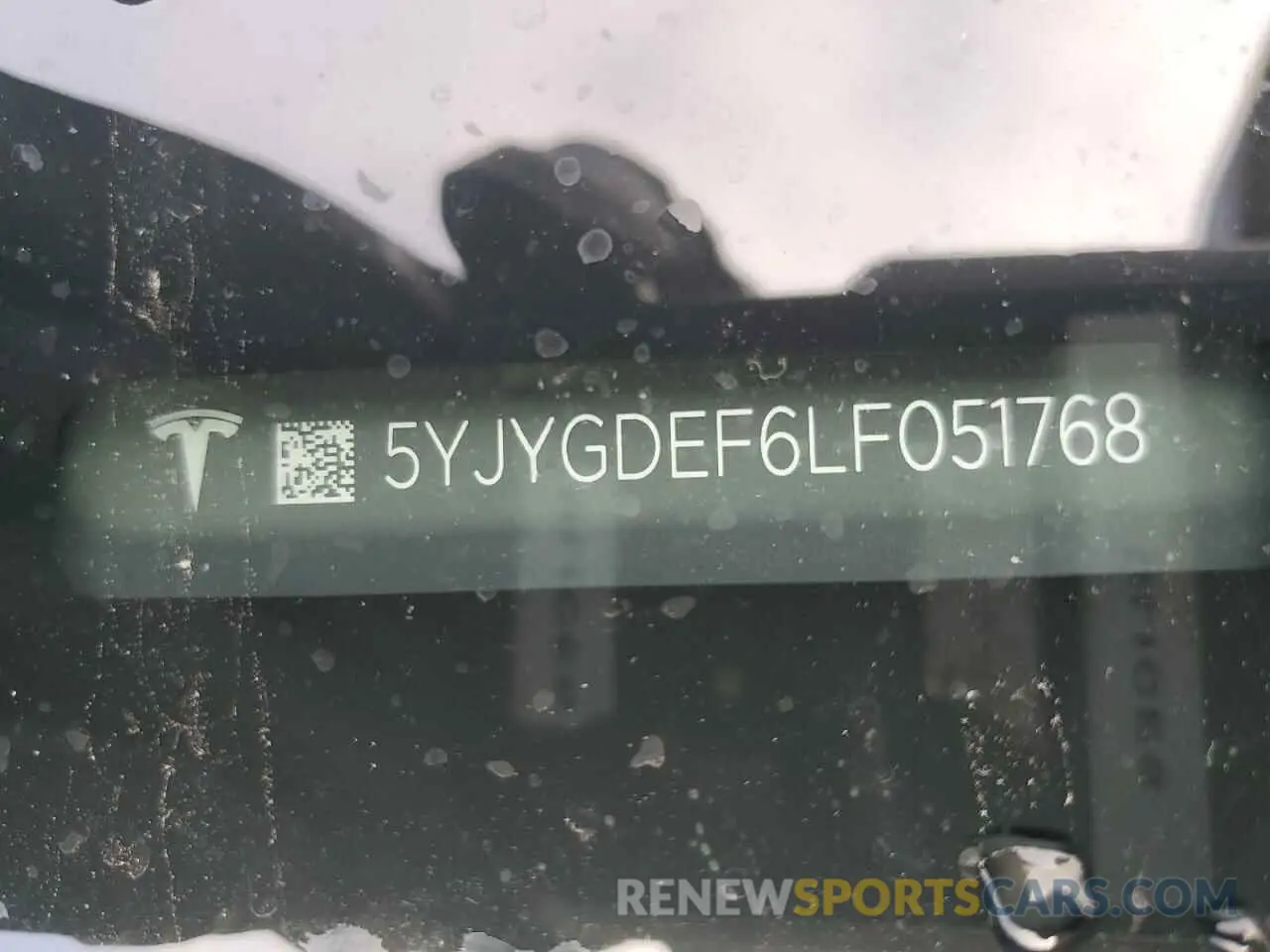 14 Photograph of a damaged car 5YJYGDEF6LF051768 TESLA MODEL Y 2020