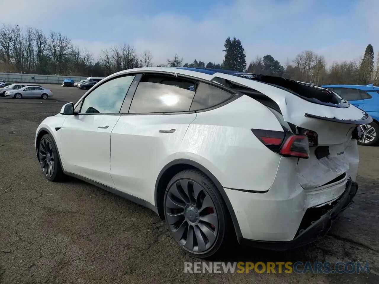 2 Photograph of a damaged car 5YJYGDEF6LF051768 TESLA MODEL Y 2020