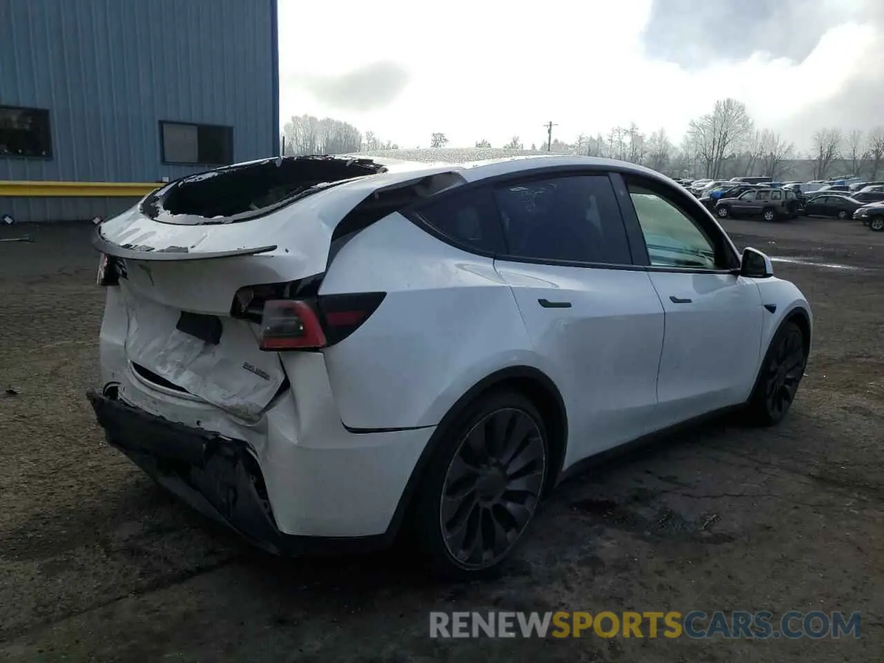 3 Photograph of a damaged car 5YJYGDEF6LF051768 TESLA MODEL Y 2020