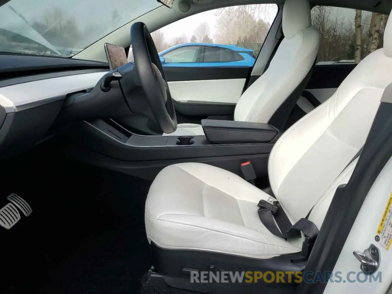 7 Photograph of a damaged car 5YJYGDEF6LF051768 TESLA MODEL Y 2020