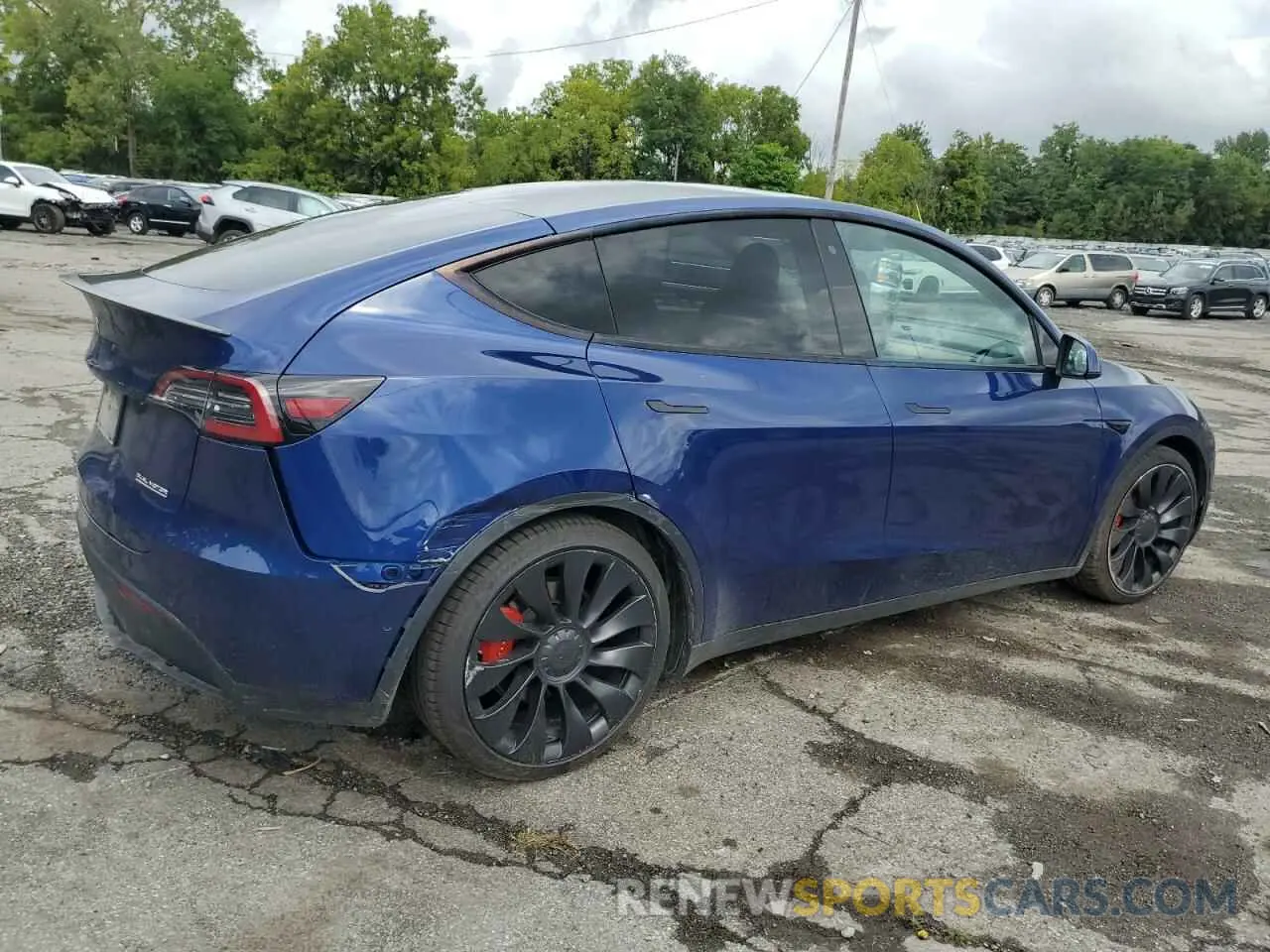 3 Photograph of a damaged car 5YJYGDEF7LF000909 TESLA MODEL Y 2020