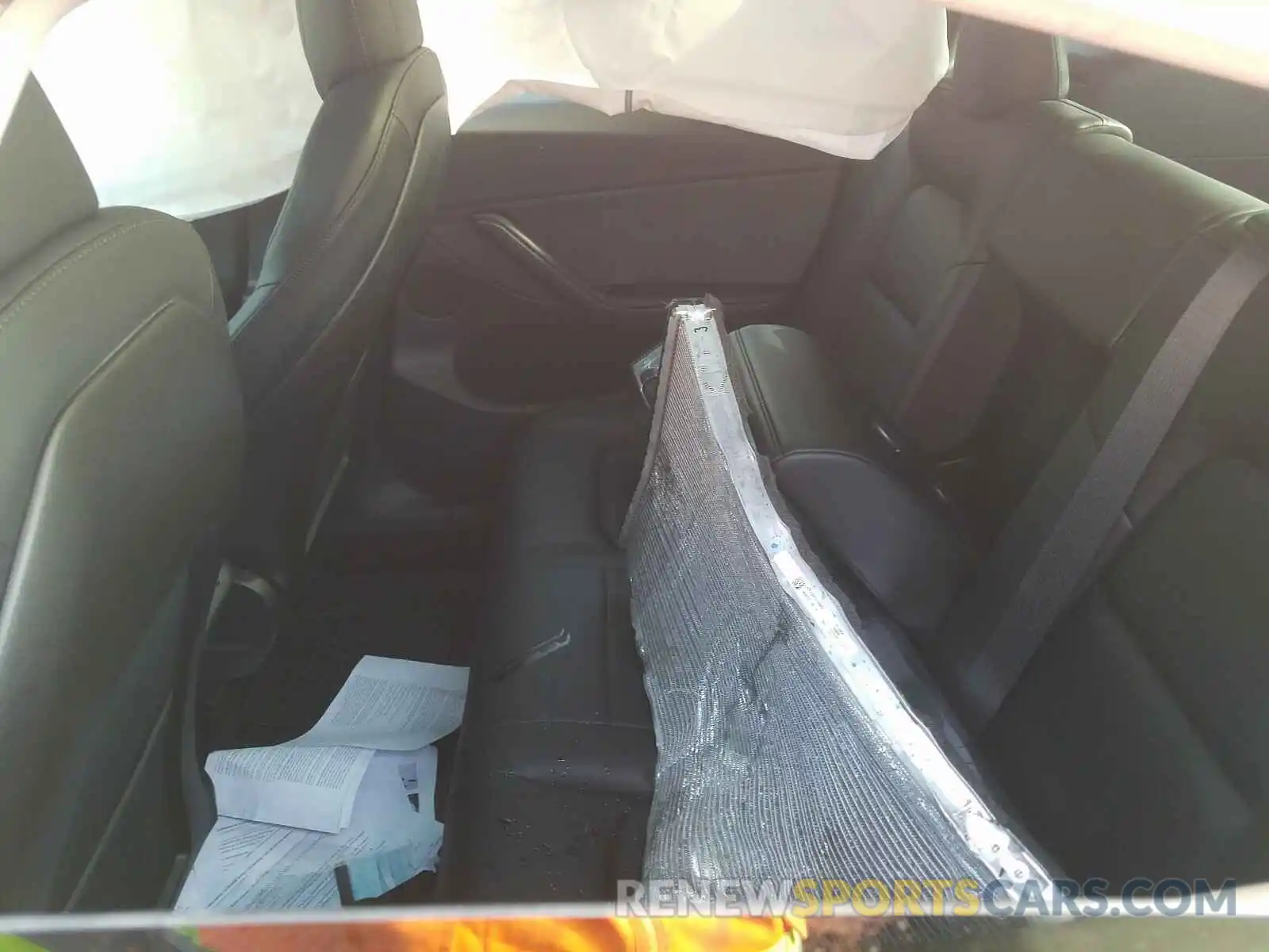 6 Photograph of a damaged car 5YJYGDEF7LF003311 TESLA MODEL Y 2020