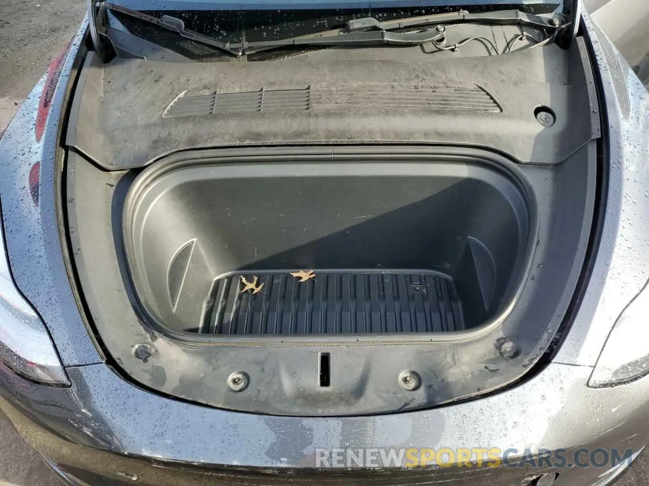 11 Photograph of a damaged car 5YJYGDEF7LF014003 TESLA MODEL Y 2020