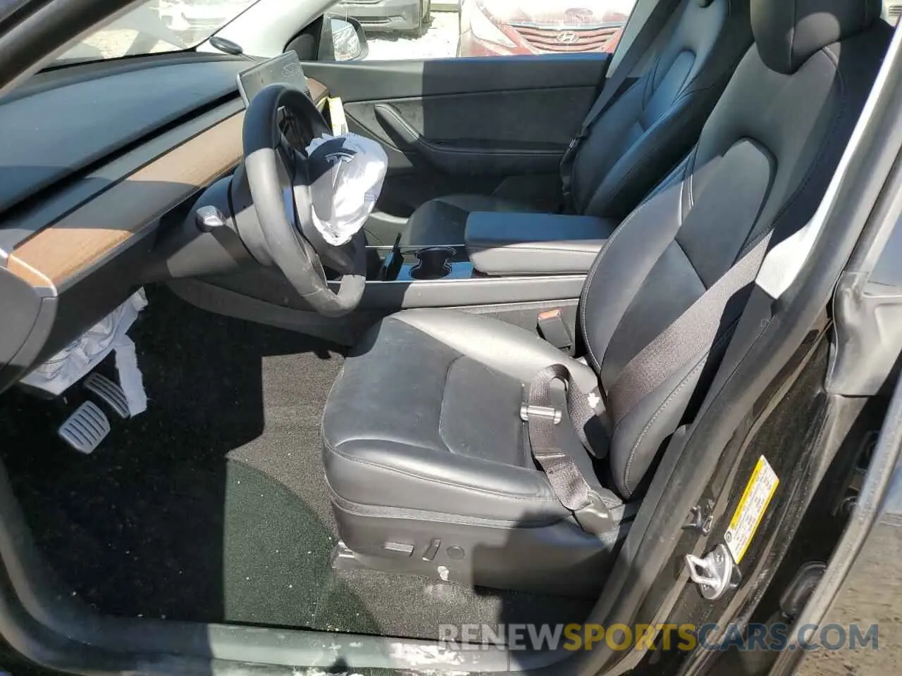 7 Photograph of a damaged car 5YJYGDEF7LF027883 TESLA MODEL Y 2020