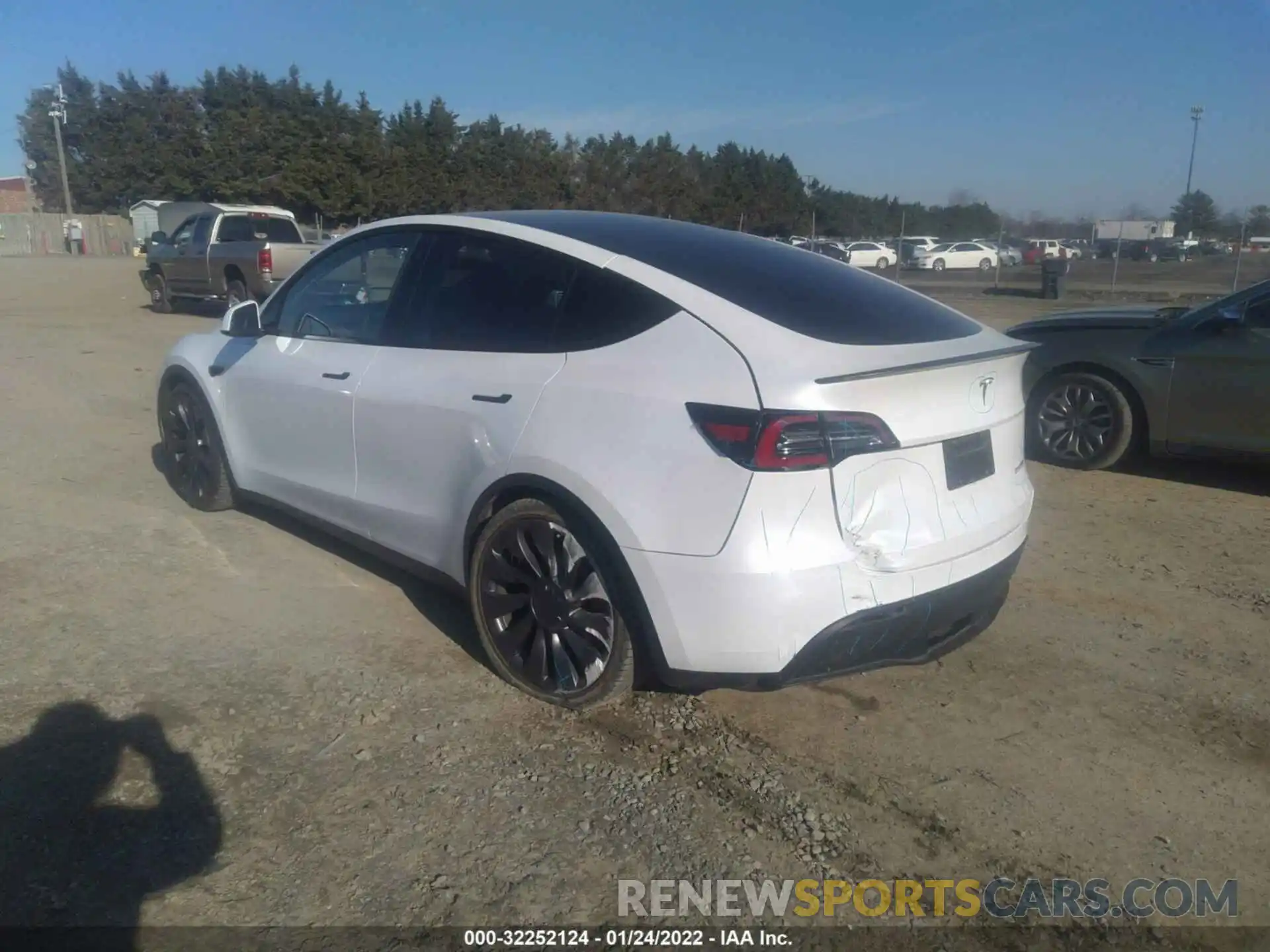 3 Photograph of a damaged car 5YJYGDEF7LF028063 TESLA MODEL Y 2020