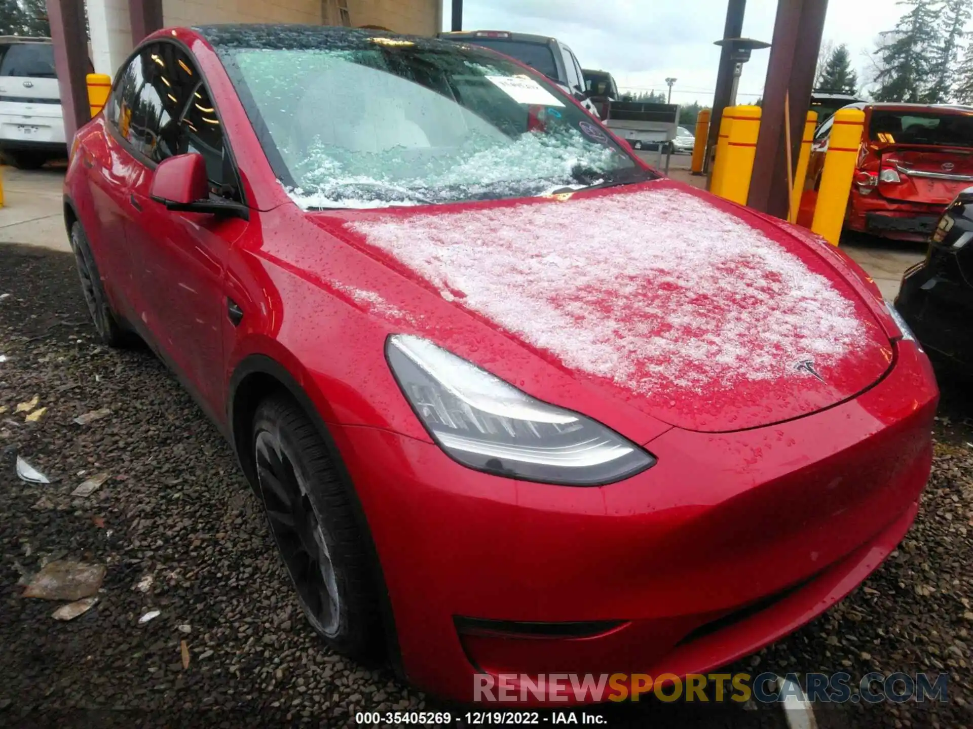 1 Photograph of a damaged car 5YJYGDEF7LF037698 TESLA MODEL Y 2020