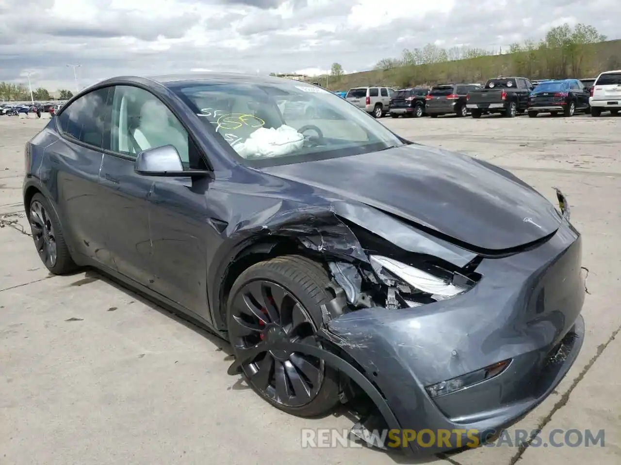 1 Photograph of a damaged car 5YJYGDEF7LF053562 TESLA MODEL Y 2020