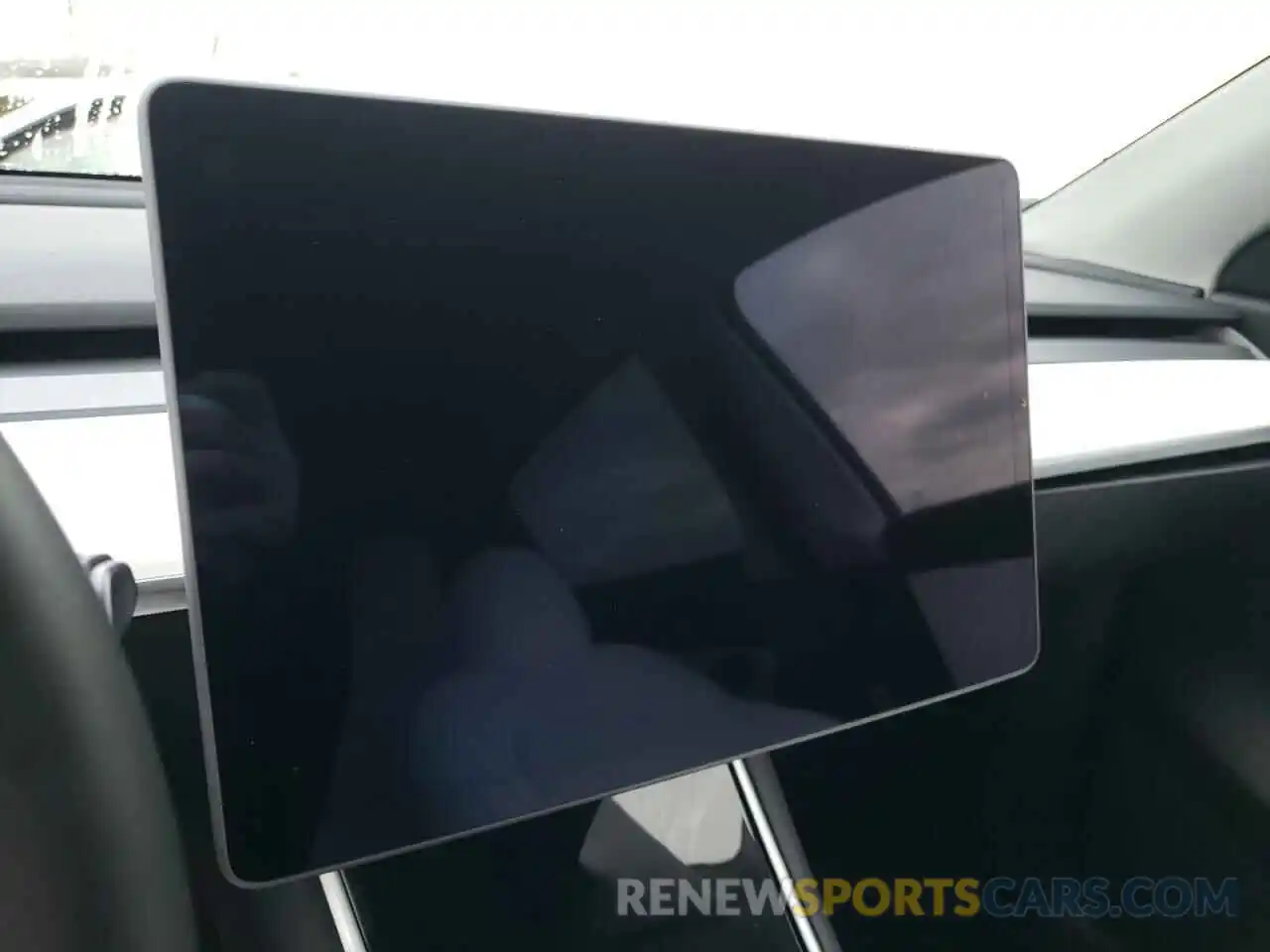 9 Photograph of a damaged car 5YJYGDEF7LF057353 TESLA MODEL Y 2020