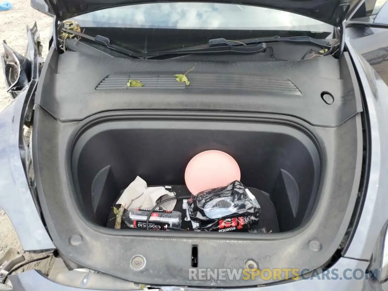 11 Photograph of a damaged car 5YJYGDEF8LF001406 TESLA MODEL Y 2020