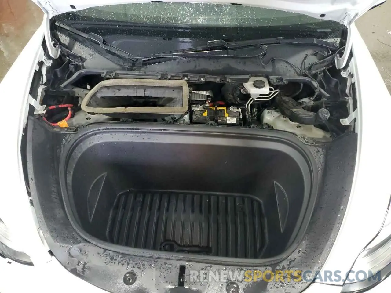 12 Photograph of a damaged car 5YJYGDEF8LF002720 TESLA MODEL Y 2020