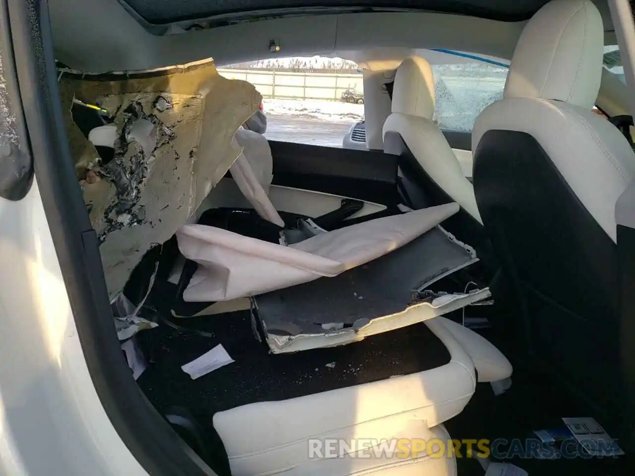 10 Photograph of a damaged car 5YJYGDEF8LF037466 TESLA MODEL Y 2020