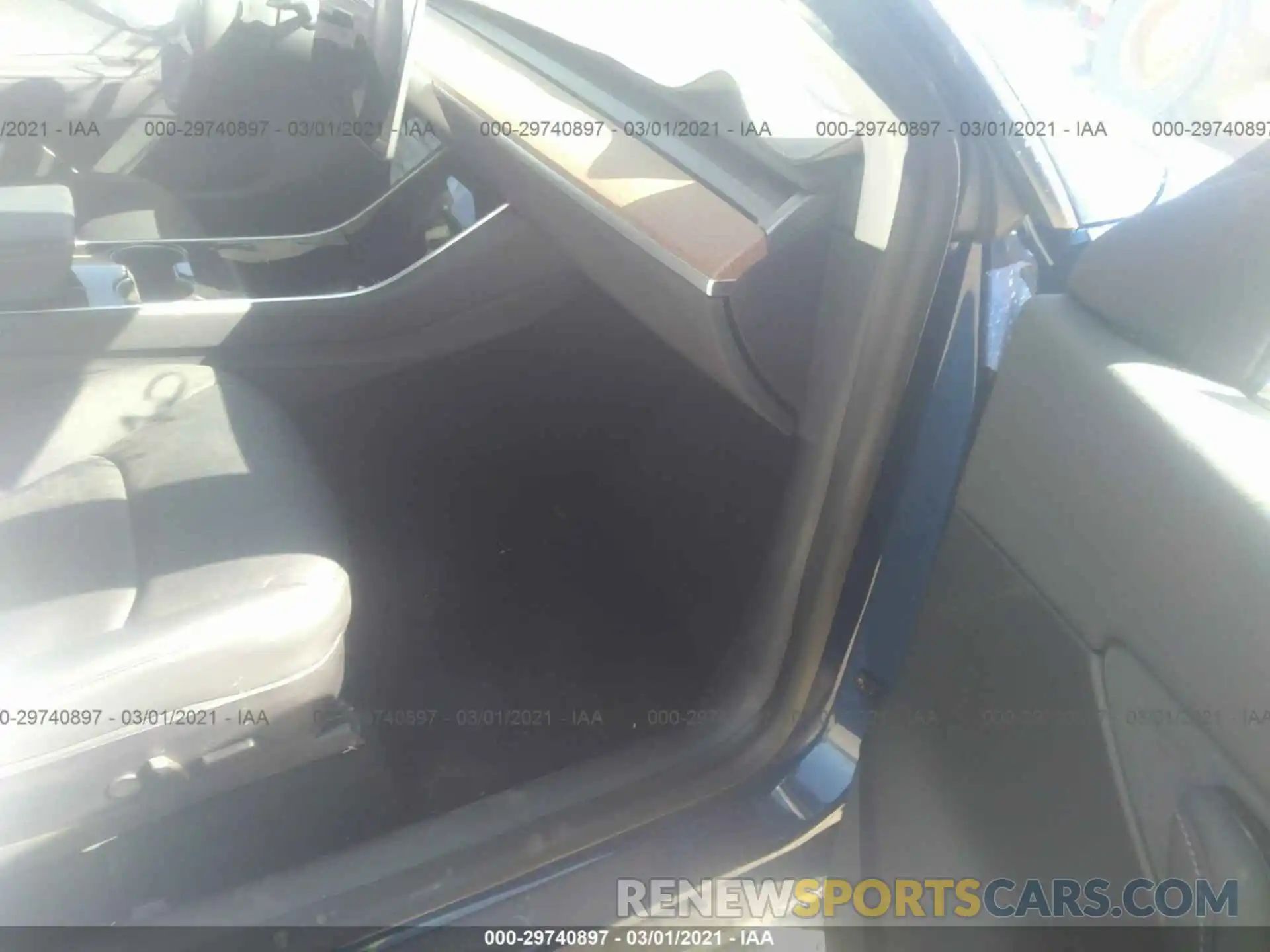 5 Photograph of a damaged car 5YJYGDEF9LF000488 TESLA MODEL Y 2020