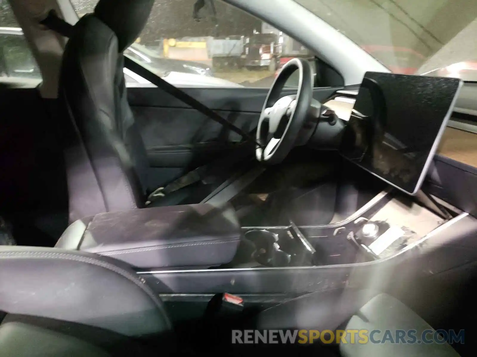 5 Photograph of a damaged car 5YJYGDEF9LF011278 TESLA MODEL Y 2020