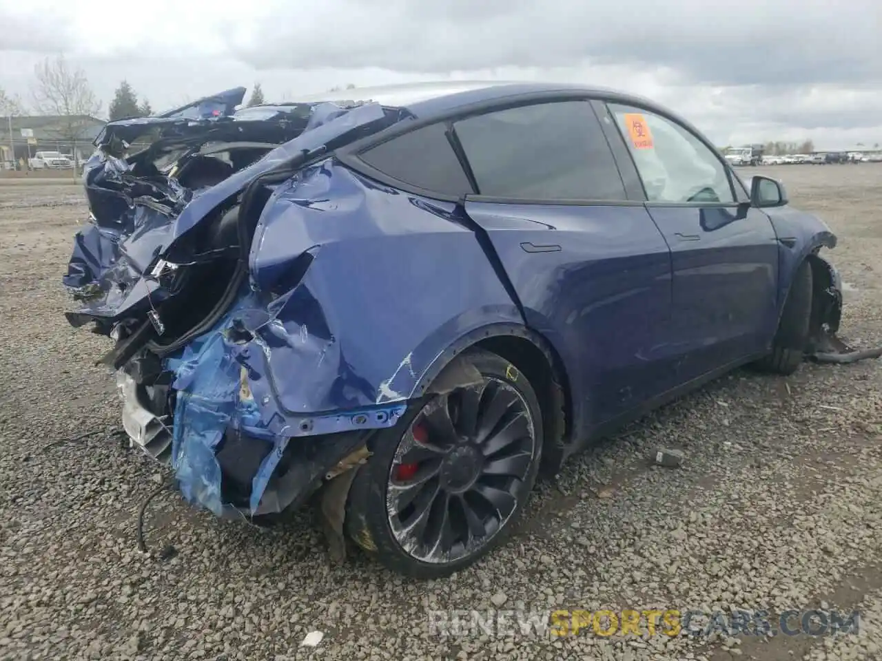 4 Photograph of a damaged car 5YJYGDEF9LF014052 TESLA MODEL Y 2020