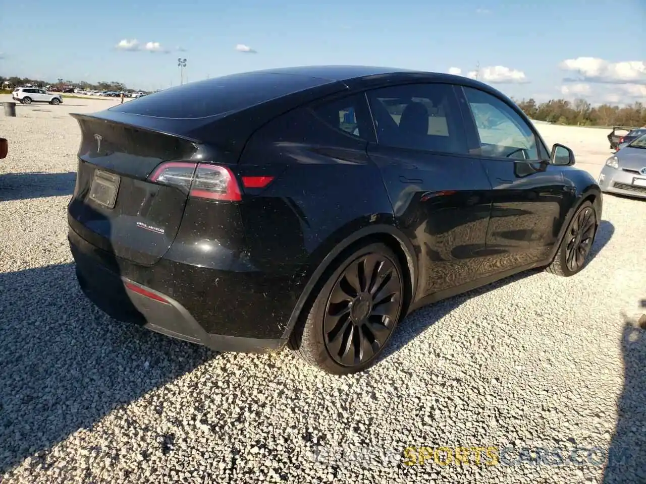 4 Photograph of a damaged car 5YJYGDEF9LF017243 TESLA MODEL Y 2020