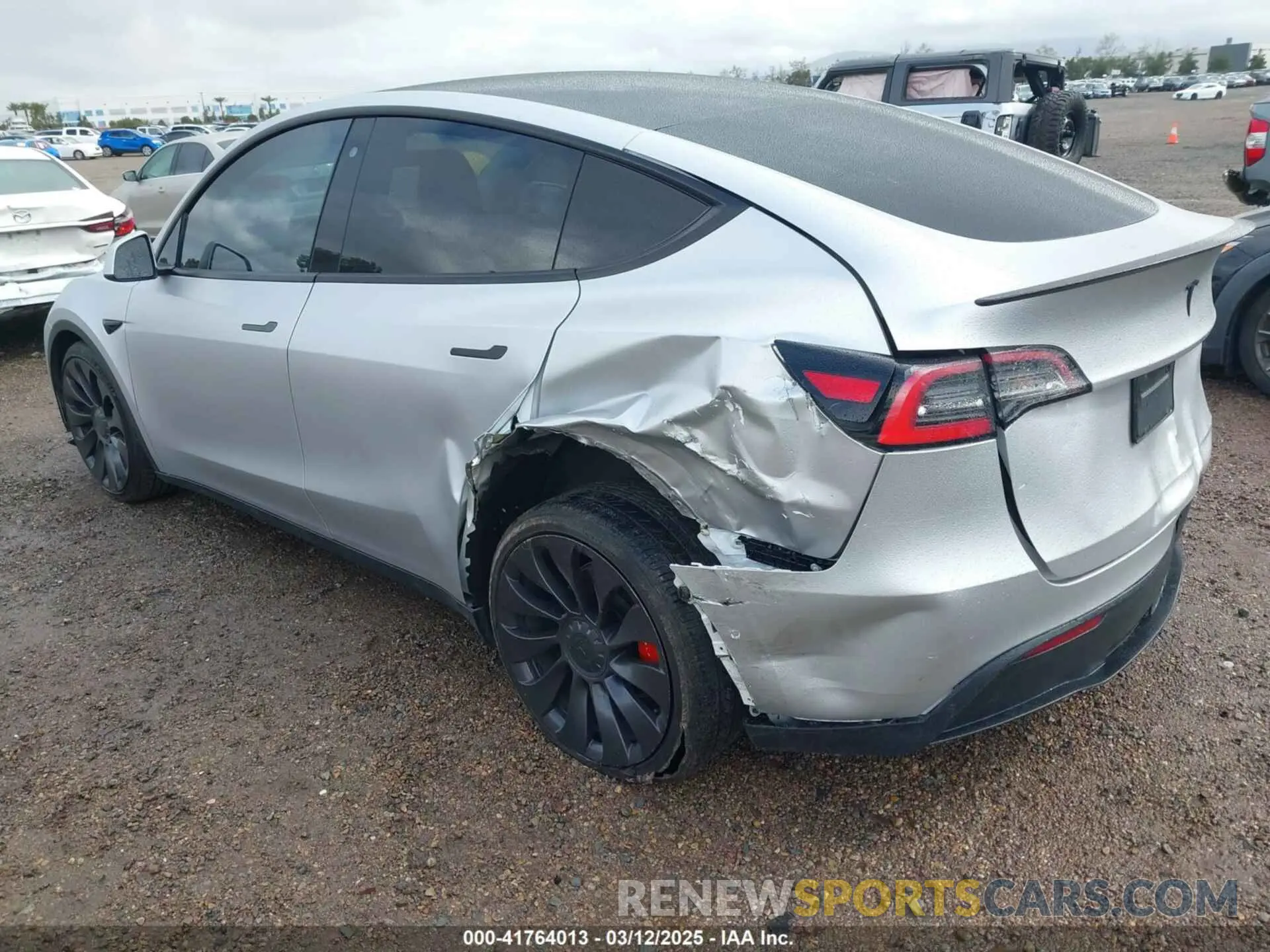 3 Photograph of a damaged car 5YJYGDEF9LF038500 TESLA MODEL Y 2020