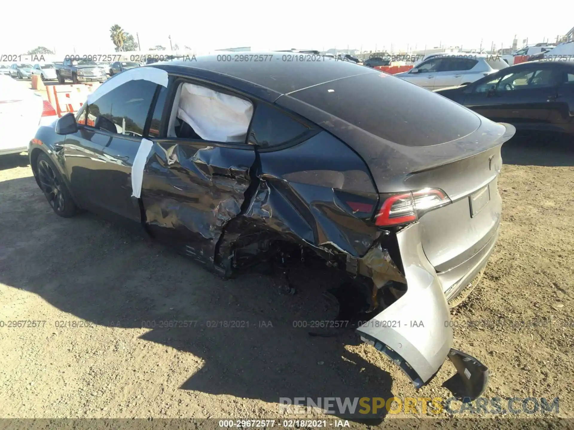 3 Photograph of a damaged car 5YJYGDEFXLF000614 TESLA MODEL Y 2020