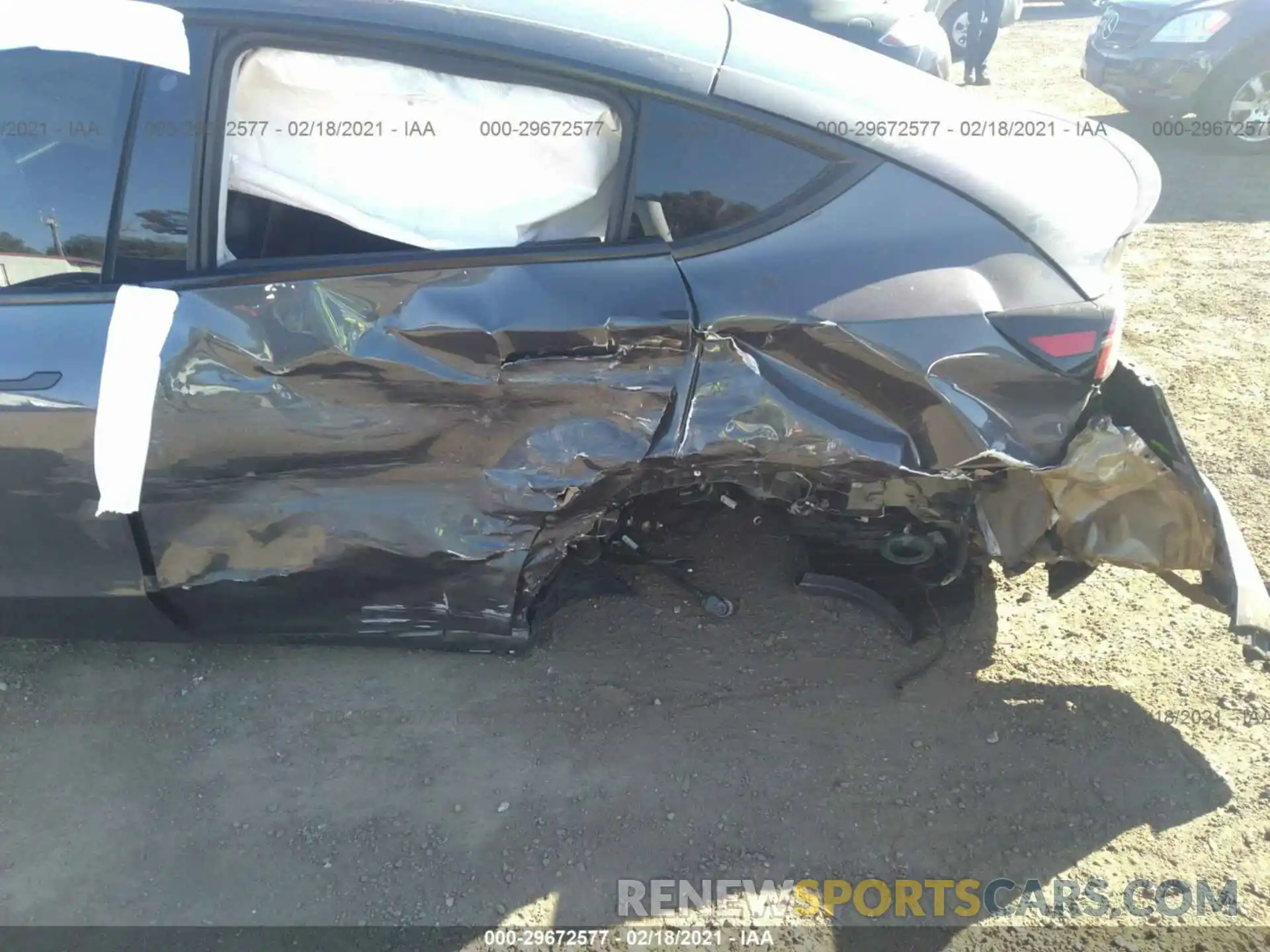 6 Photograph of a damaged car 5YJYGDEFXLF000614 TESLA MODEL Y 2020