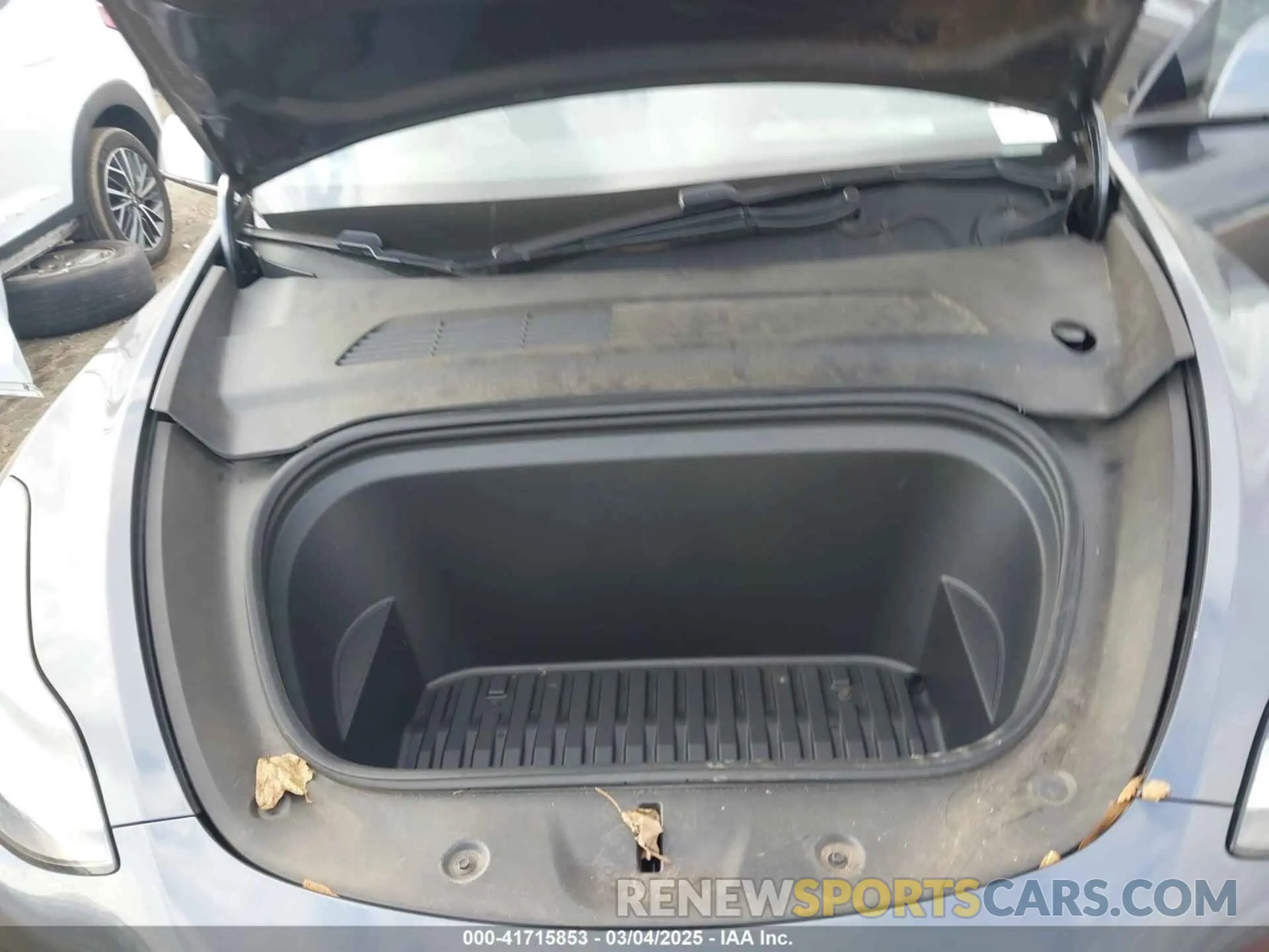 10 Photograph of a damaged car 5YJYGDEFXLF001469 TESLA MODEL Y 2020