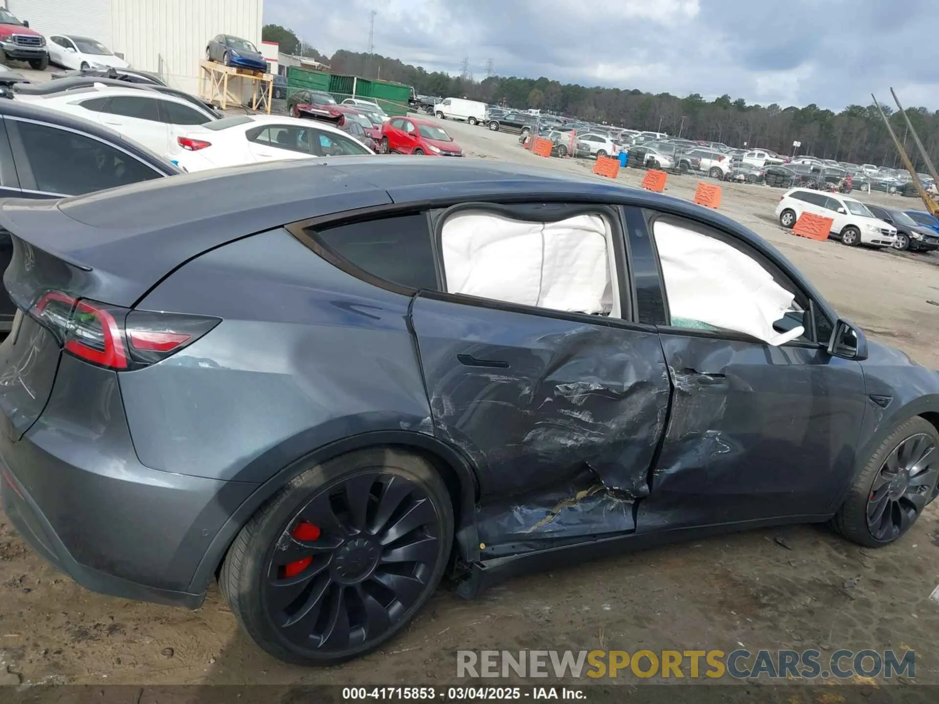 13 Photograph of a damaged car 5YJYGDEFXLF001469 TESLA MODEL Y 2020