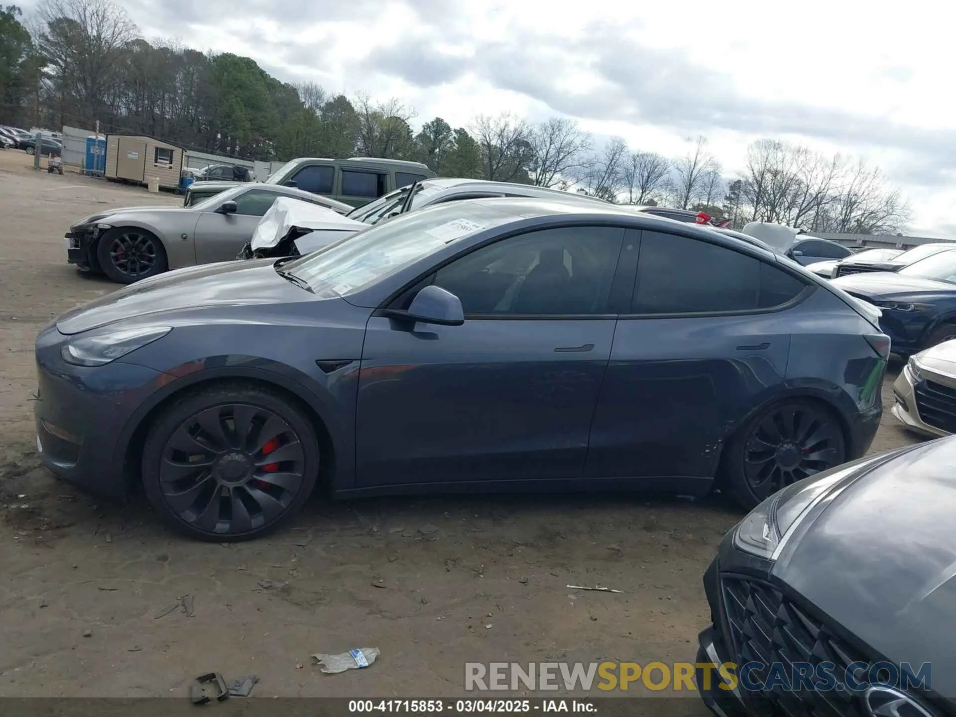 14 Photograph of a damaged car 5YJYGDEFXLF001469 TESLA MODEL Y 2020