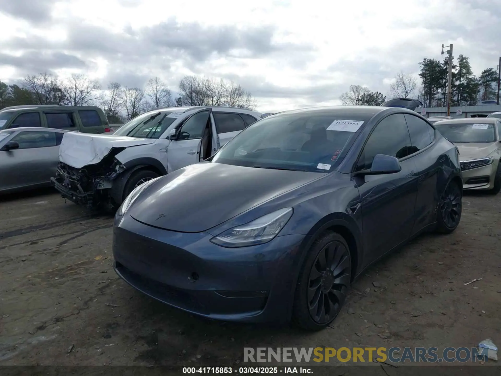 2 Photograph of a damaged car 5YJYGDEFXLF001469 TESLA MODEL Y 2020