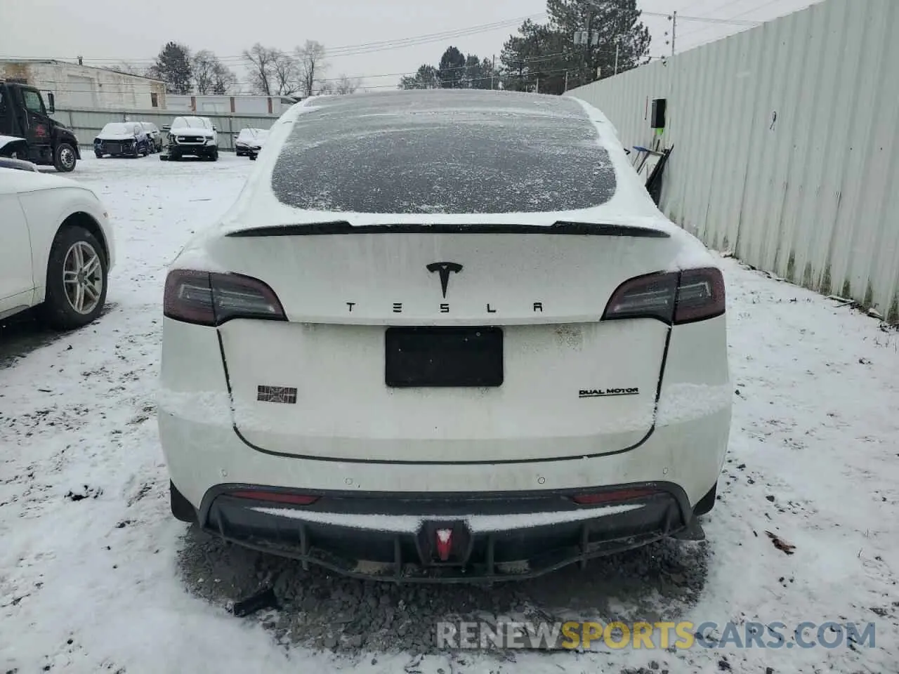 6 Photograph of a damaged car 5YJYGDEFXLF001861 TESLA MODEL Y 2020