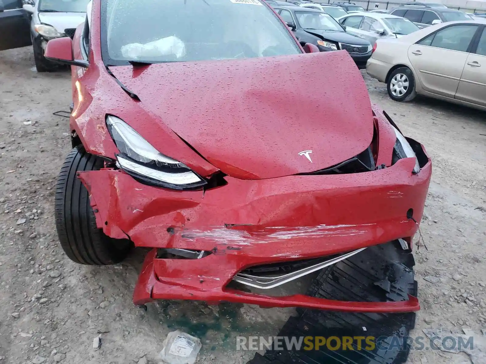 9 Photograph of a damaged car 5YJYGDEFXLF027988 TESLA MODEL Y 2020