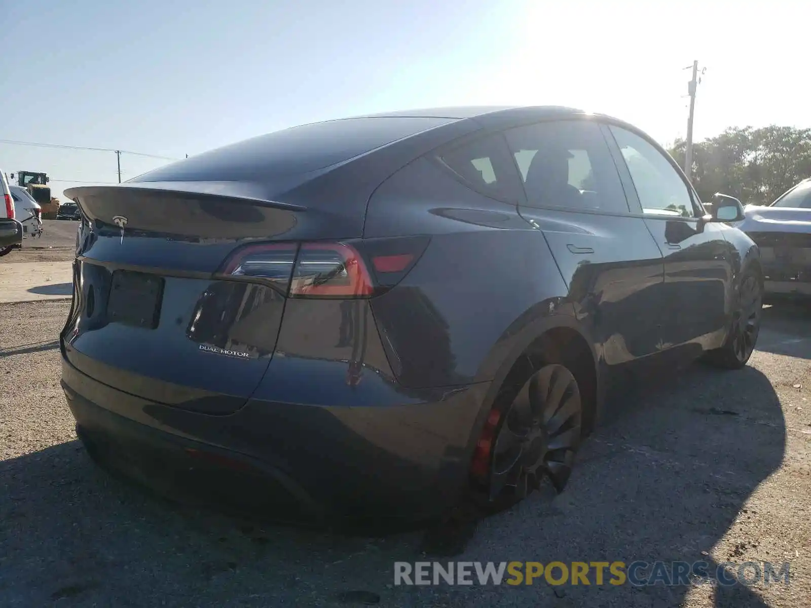 4 Photograph of a damaged car 5YJYGDEFXLF049876 TESLA MODEL Y 2020