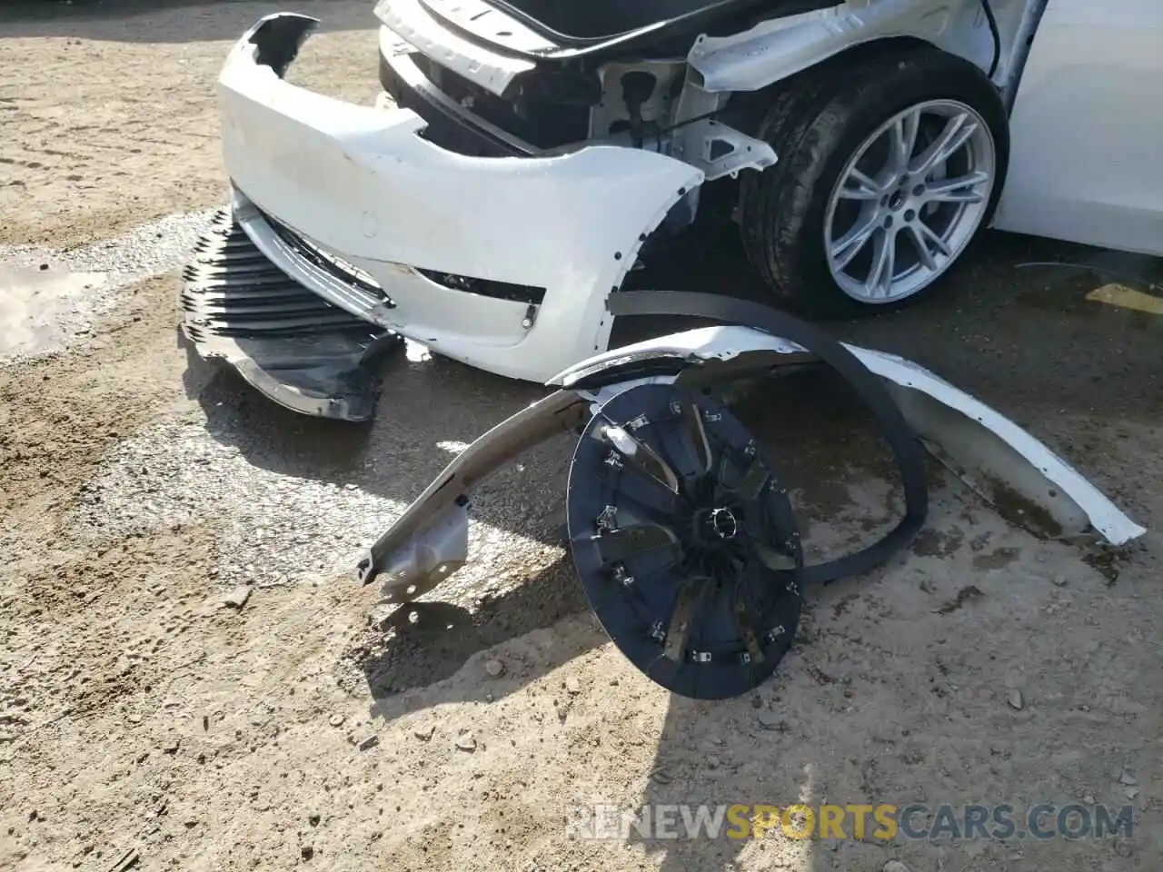 12 Photograph of a damaged car 5YJYGAED0MF142727 TESLA MODEL Y 2021